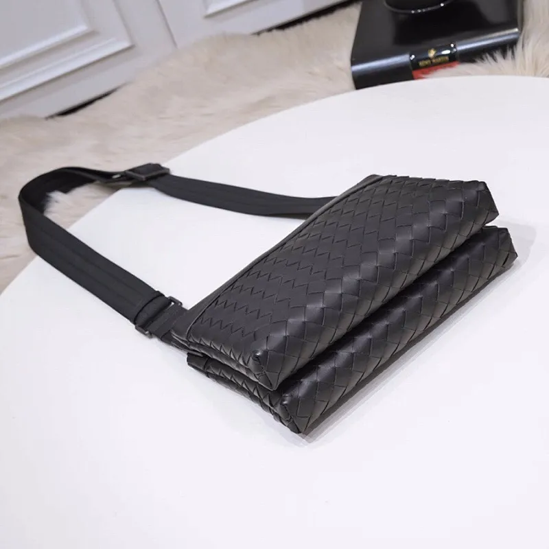 All categories 💚 Top version men’s bags 💚 BV 2024 new BV crossbody bag
